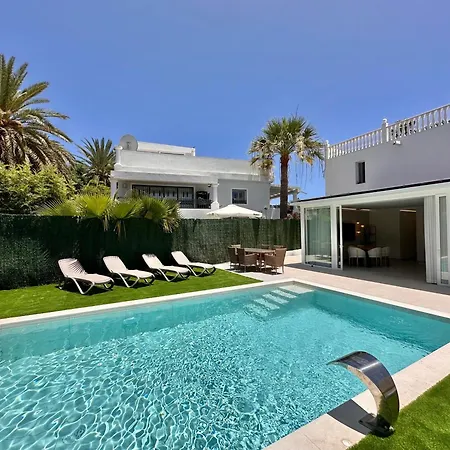 Apartamento Ocean Luxury House & Private Heated Pool *