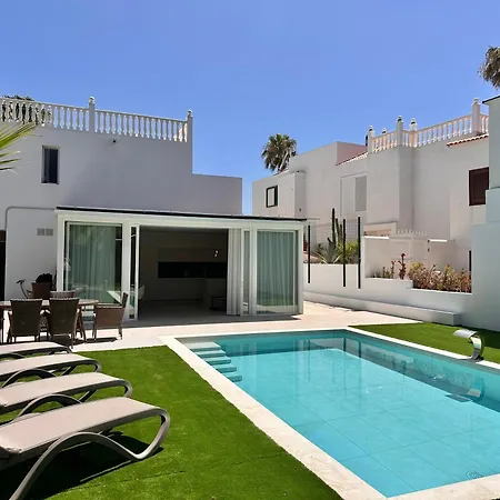 Apartamento Ocean Luxury House & Private Heated Pool *
