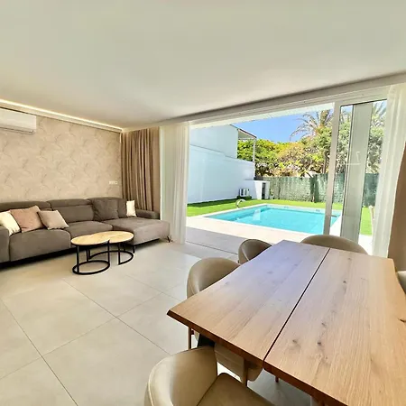 Ocean Luxury House & Private Heated Pool *