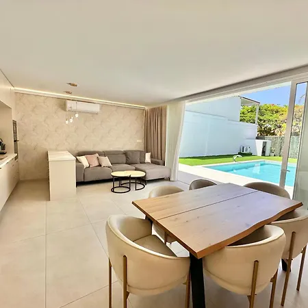 Apartamento Ocean Luxury House & Private Heated Pool