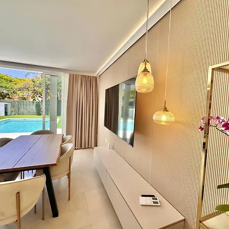 Ocean Luxury House & Private Heated Pool